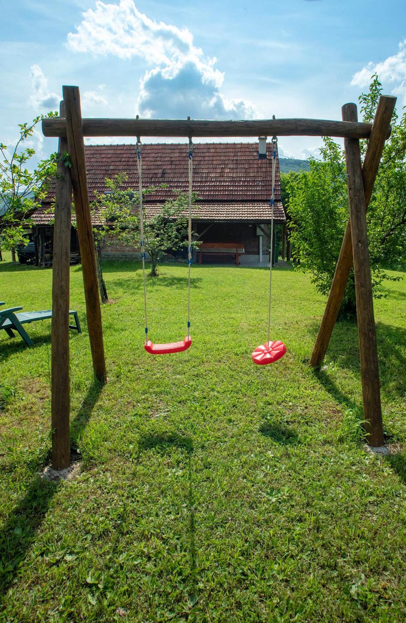 Willa Kuca Za Odmor Slunjcica Zewnętrze zdjęcie